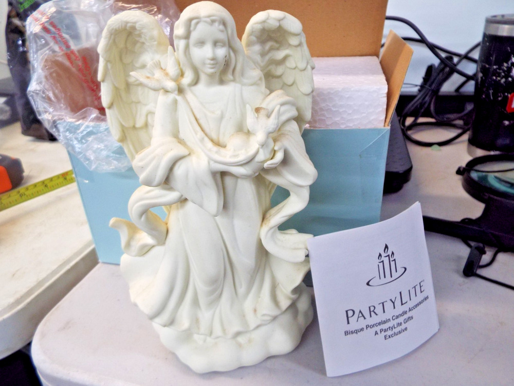 Vintage "PartyLite "Angel of Peace" P8315 Bisque Porcelain with box